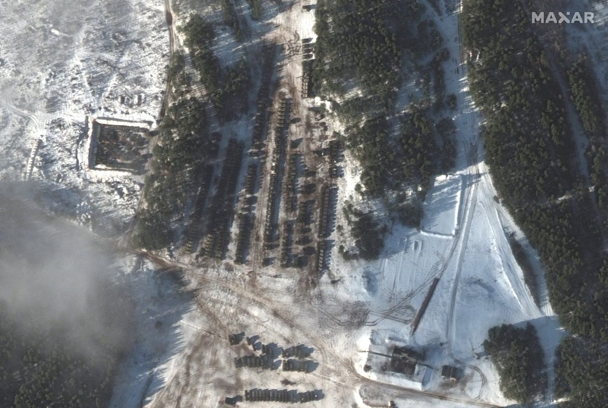 Obuz-Lesnovsky training area, south-central Belarus. Troop camps with tents are visible. These are battle groups