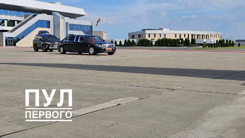 Lukashenka is on way to Russia to meet Putin