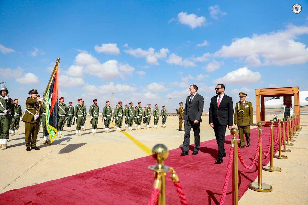 نائب رئيس الوزراء البيلاروسي في بنغازي، وكان حفتر في مينسك مؤخرًا، وكان نائب وزير الدفاع الروسي يفكوروف في بنغازي يوم الجمعة